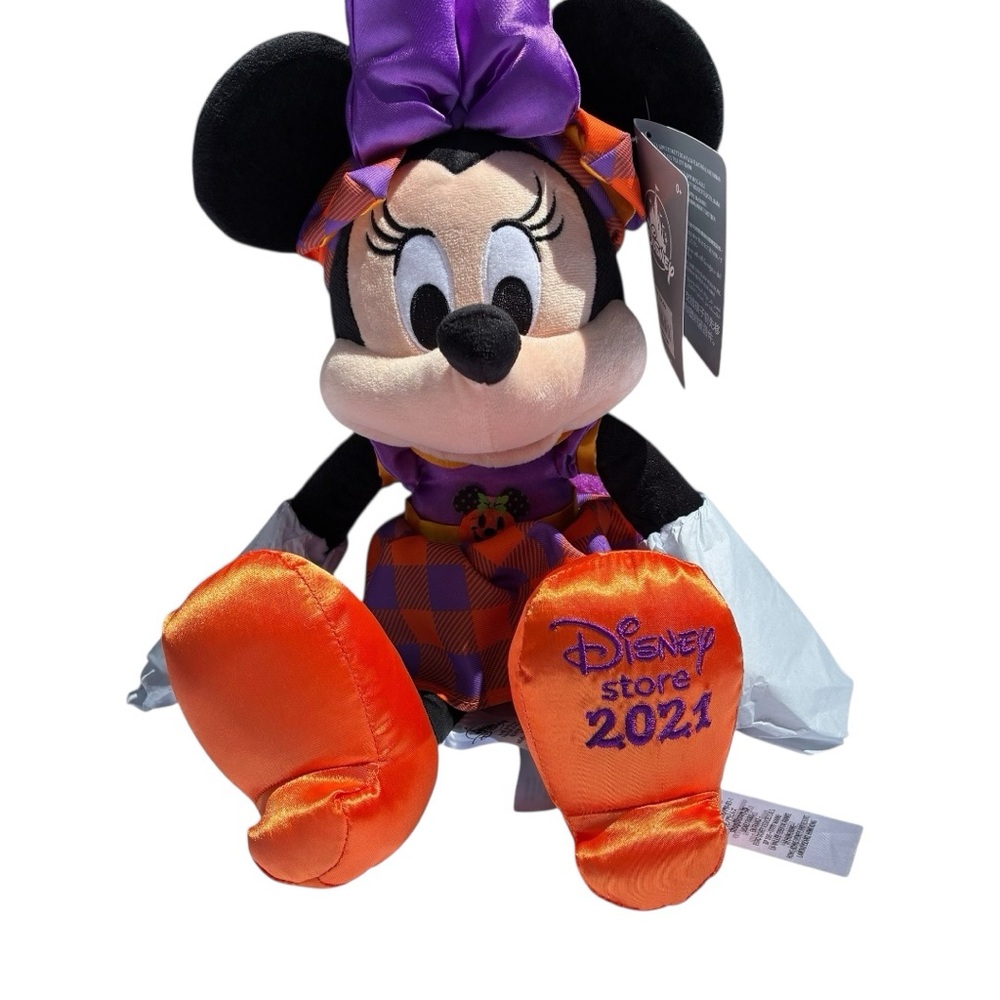Disney Store Minnie Mouse Fall 2021 Doll